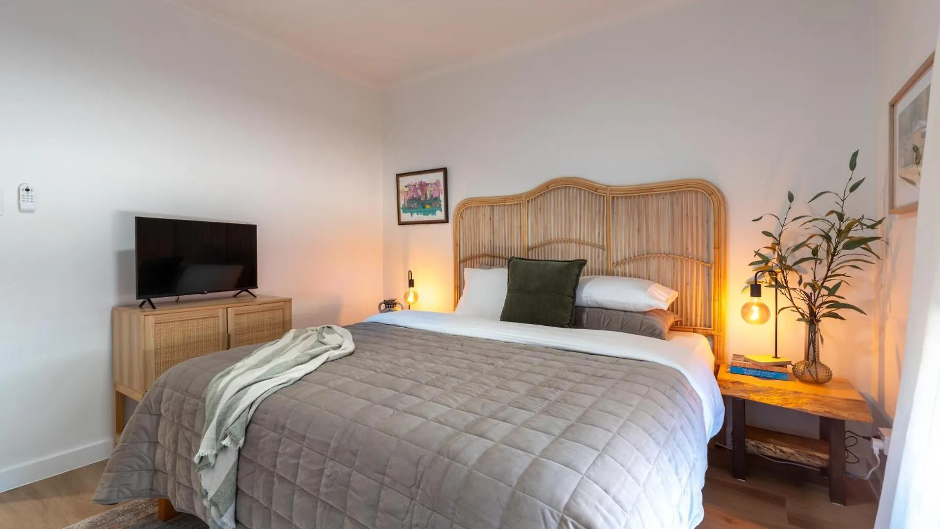 Little Kintore City Escape Thebarton Apartment